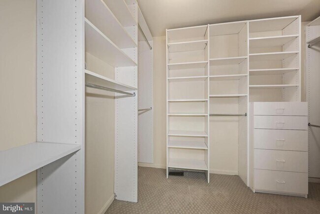 Building Photo - 14429 Stonebridge View Dr