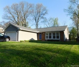 Building Photo - 2759 Winter Dr