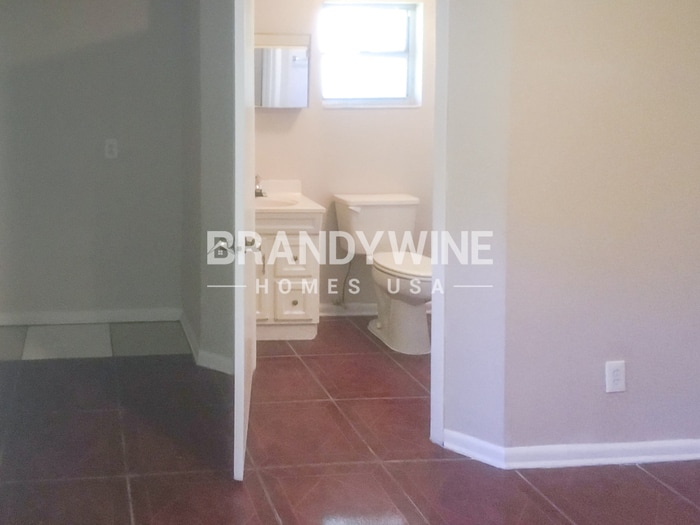 Building Photo - 1608 Robin Ln