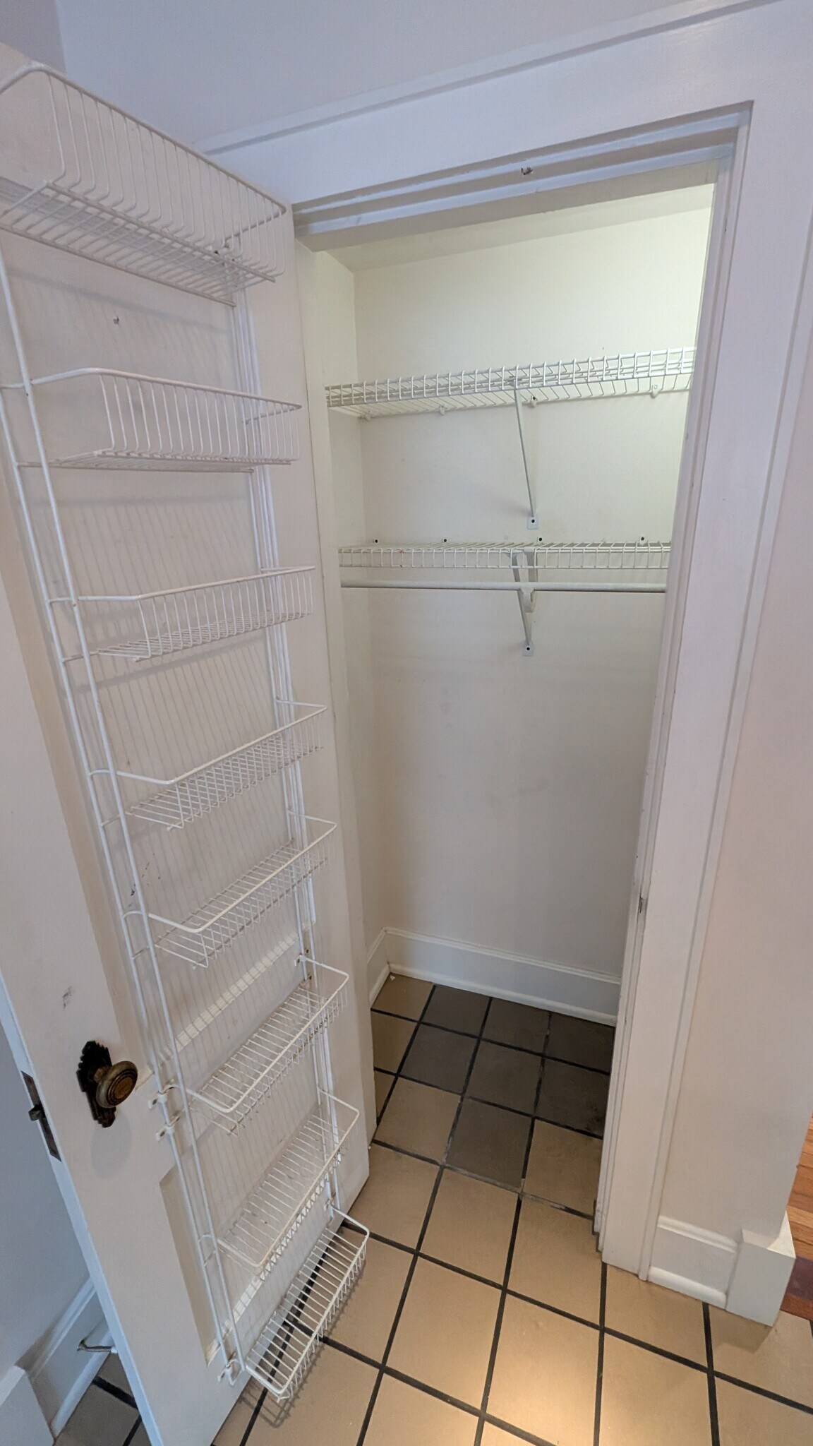 Building Photo - 1800 Mears Ave