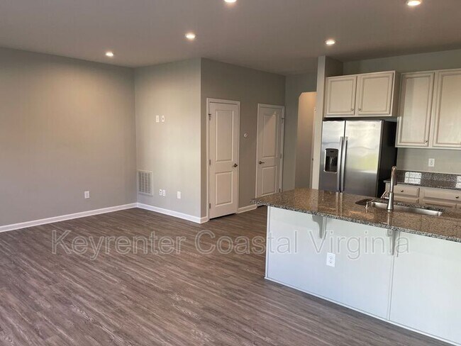 Building Photo - 130 Bicameral Ln
