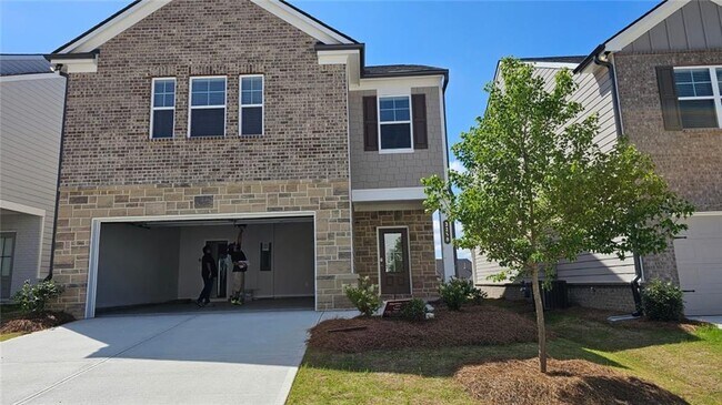 Building Photo - 3250 Westgate Park Dr