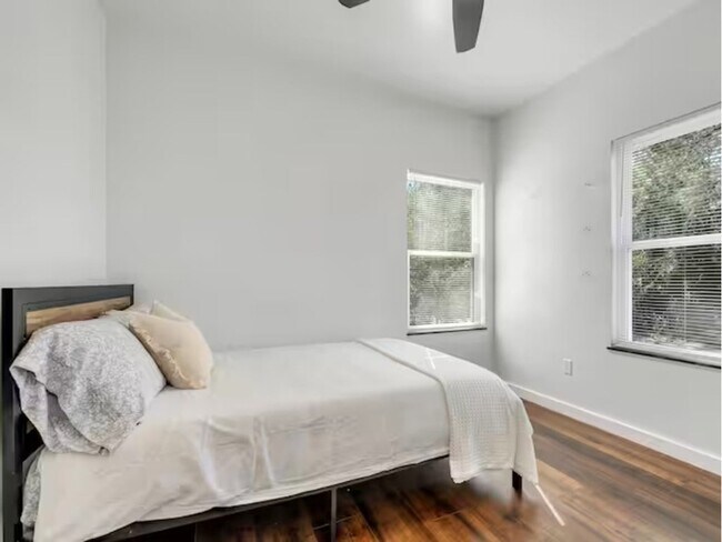 Building Photo - 134 Blackberry Ln