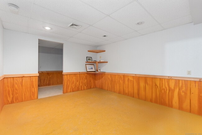 Building Photo - 17 Curtis Dr