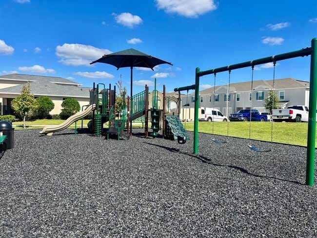 Building Photo - 2803 Maloof Dr