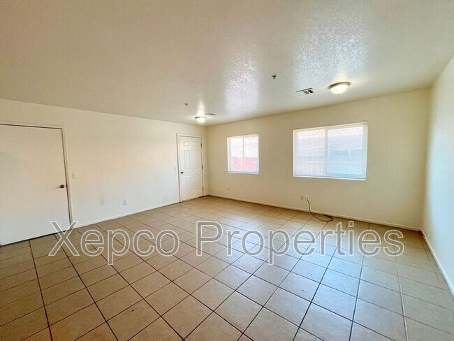 Building Photo - 13615 Verbena Dr