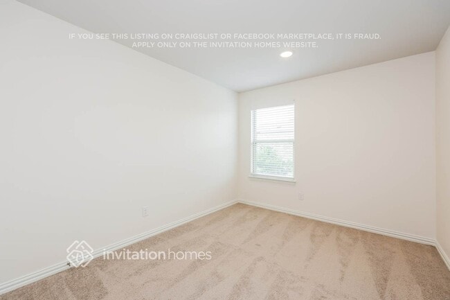 Building Photo - 743 Bonnet Trl