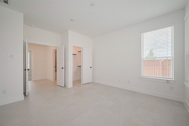 Building Photo - 7746 Meadow Mouse Ln
