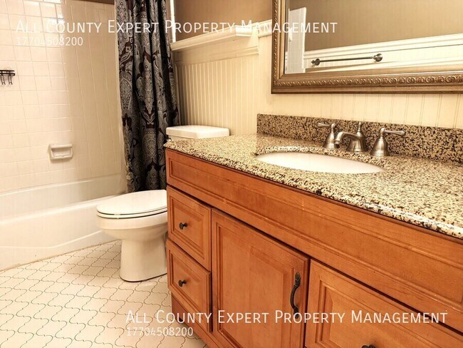 Building Photo - 11820 Highland Colony Dr