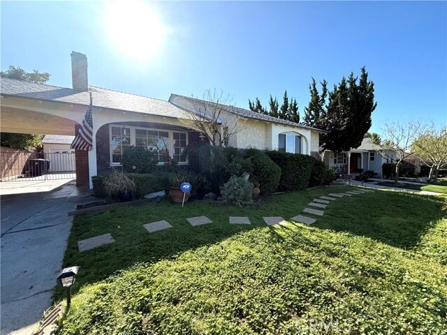 Building Photo - 414 University Ave