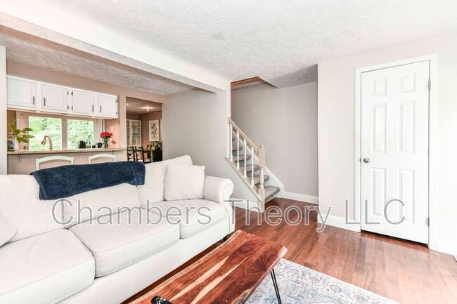 Building Photo - 1661 Fieldthorn Dr