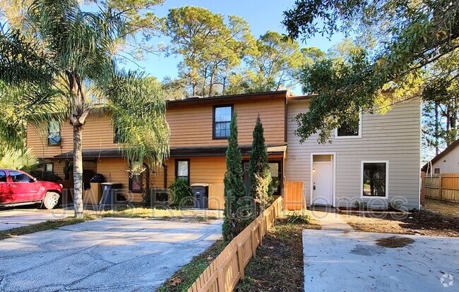 Building Photo - 4769 Barnes Rd S