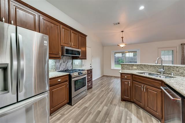 Building Photo - 106 S 3rd Ave