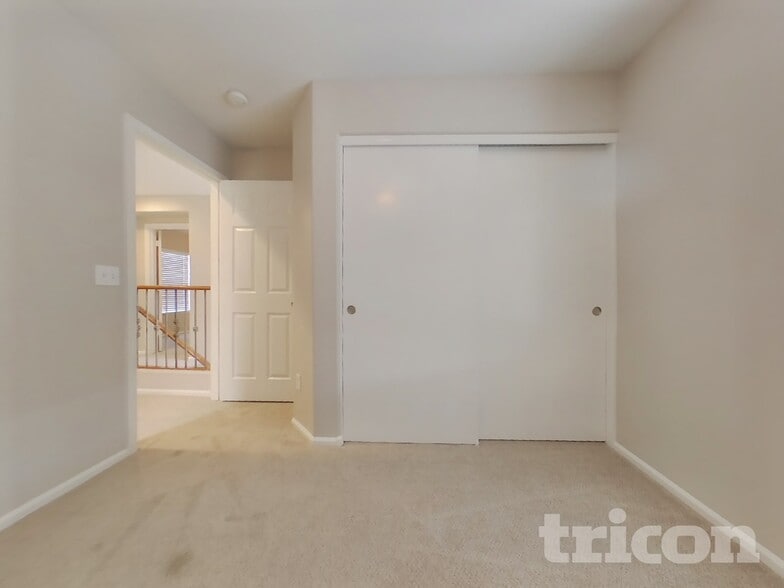 Building Photo - 4912 N 109th Ave