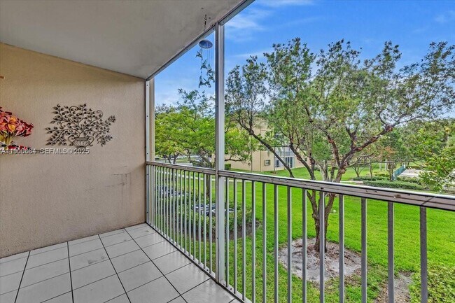 Building Photo - 12501 SW 14th St