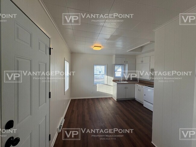 Building Photo - 501 S Huron St