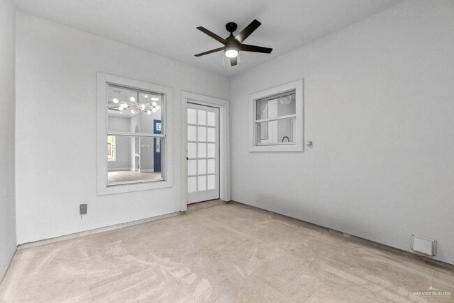 Building Photo - 18 N 5th St