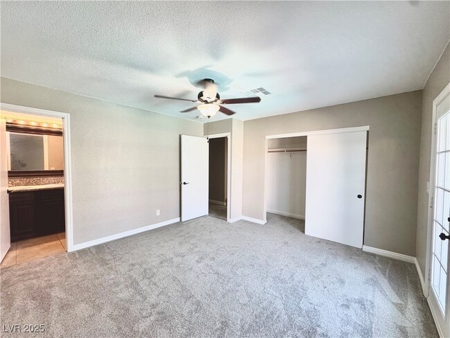 Building Photo - 5830 Deer Valley Dr