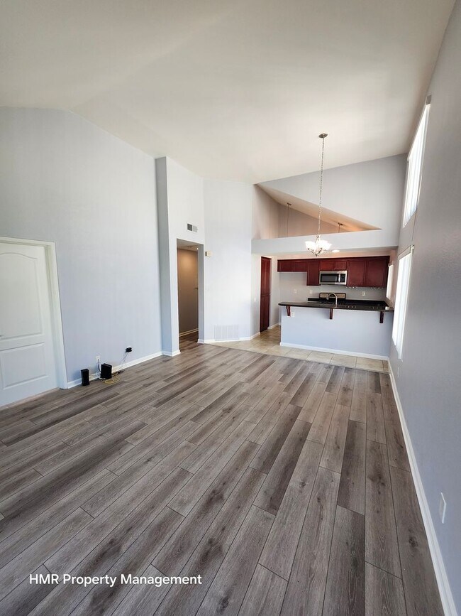 Building Photo - AVAILABLE NOW! Ontario Apt. in a gated community