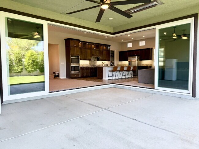 Building Photo - STUNNING 4BD/3BA HOME FOR RENT - SOLAR + EV CHARGING - MENIFEE CA 92584