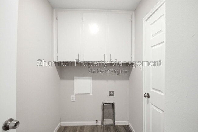 Building Photo - 6215 Autumn Arbor Dr