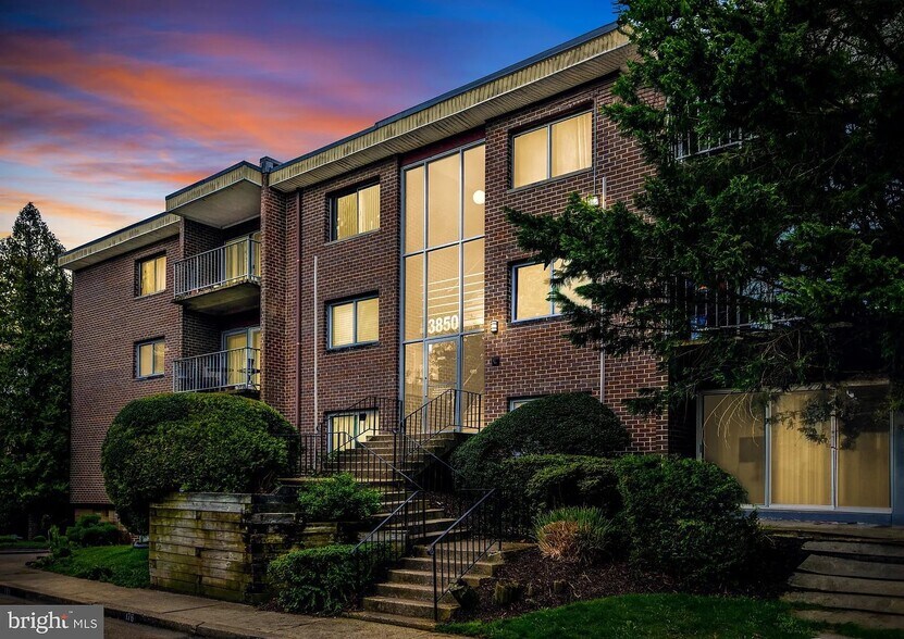 Building Photo - 3850 Bel Pre Rd