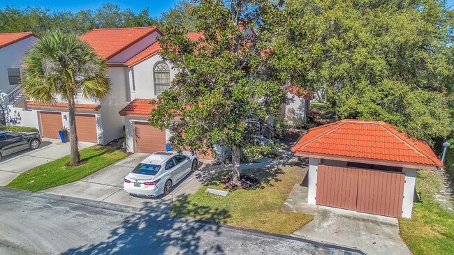 Building Photo - Spacious 3 Bedroom 2 Bath Condo in Gated Community of La Vita