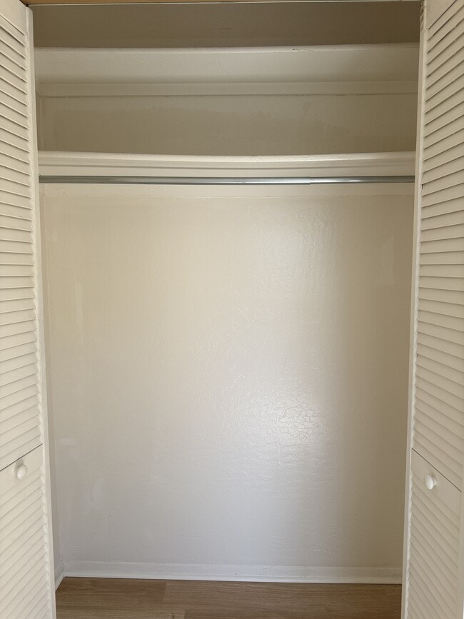 Building Photo - 532 Berry Rd NW