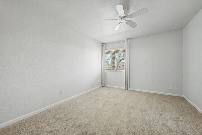 Building Photo - 5995 N 78th St
