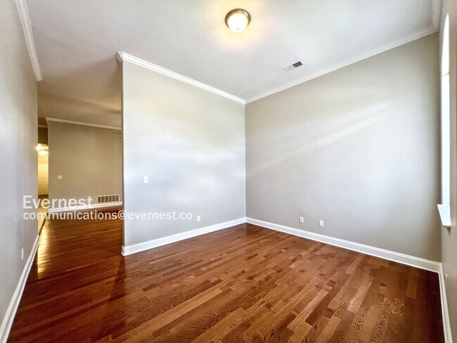 Building Photo - 6437 Arbor Lake Dr W