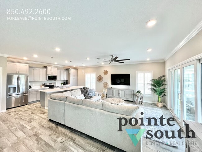 Building Photo - 6598 Carlinga Dr