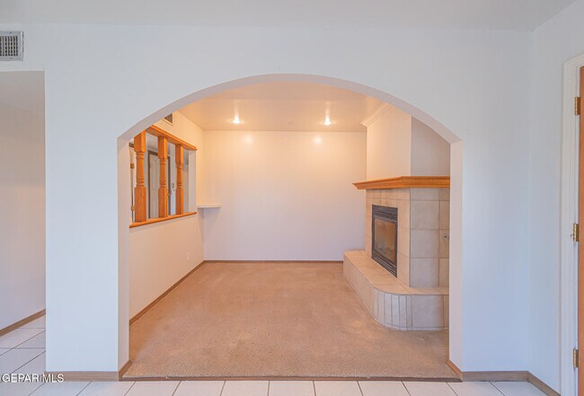 Building Photo - 201 Foster Dr