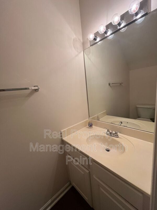 Building Photo - 5305 Falling Water Ter