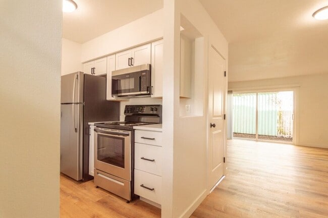 Building Photo - 506-510 SE 46th Ave