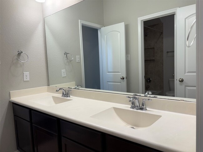 Building Photo - 21370 Quail Point Ln