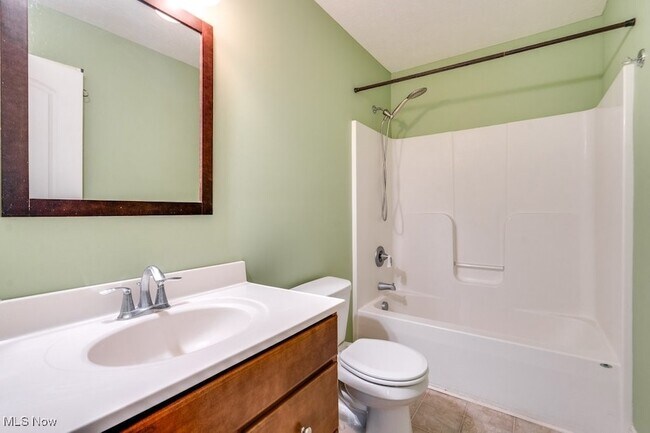 Building Photo - 155 Granite Dr