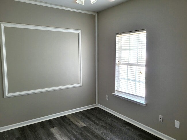 Building Photo - 8300 Neuse Hunter Dr