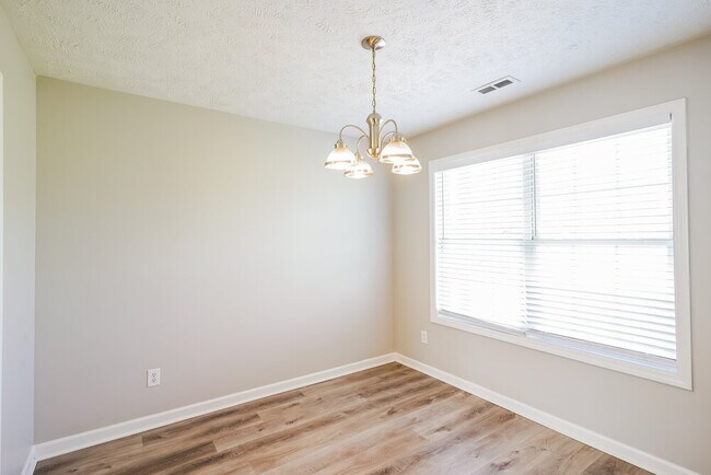 Building Photo - 6006 Boxer Pl