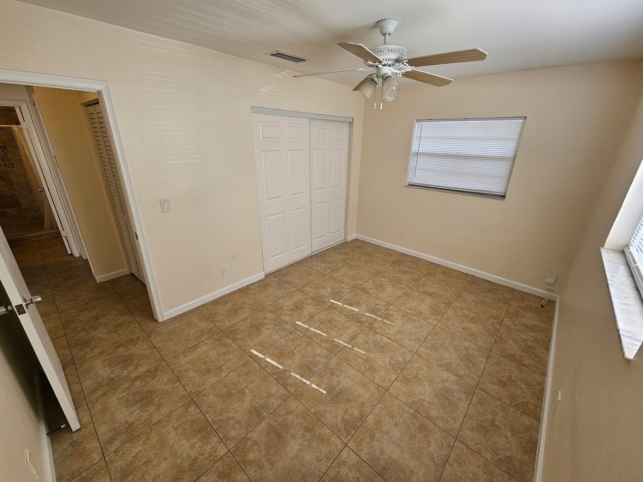 Building Photo - 218 SW 14th St