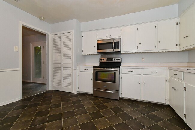 Building Photo - 6508 Finch-House