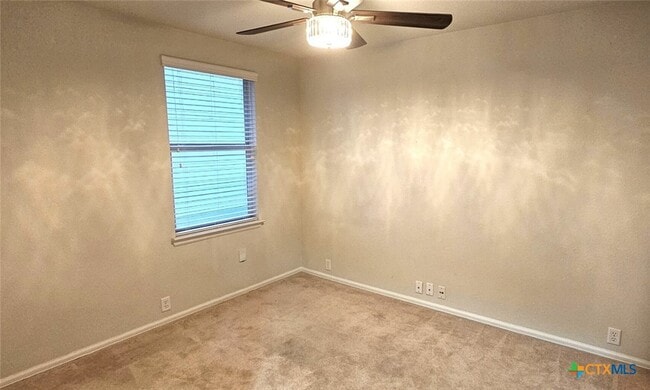 Building Photo - 5509 Columbia Dr