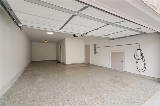 Building Photo - 210 Marjean Wy