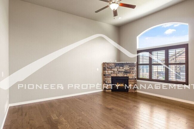 Building Photo - 6758 Black Saddle Dr