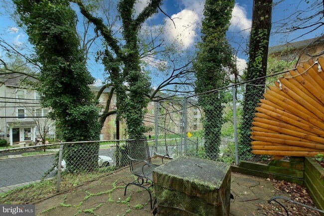 Building Photo - 1365 Talbert Terrace SE