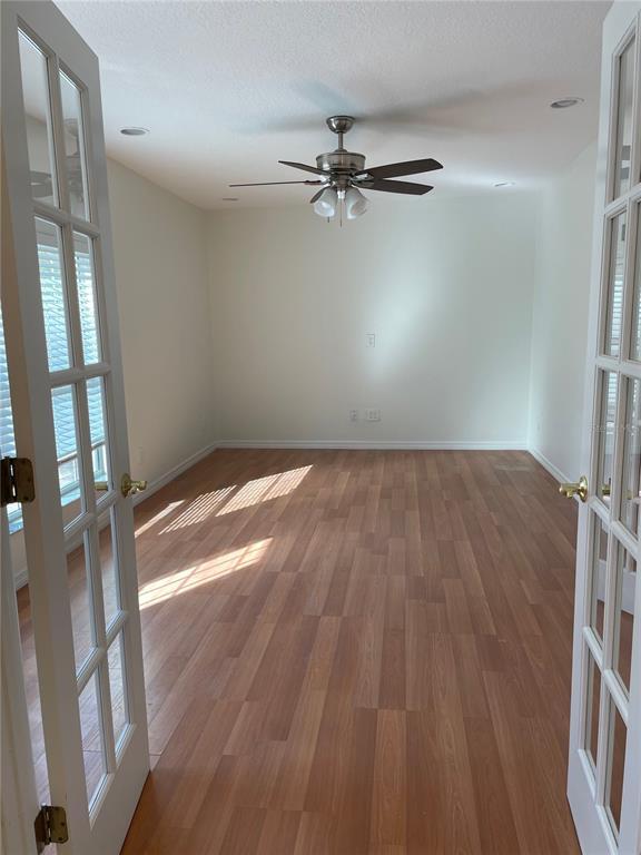 Building Photo - 1424 Chesterfield Dr