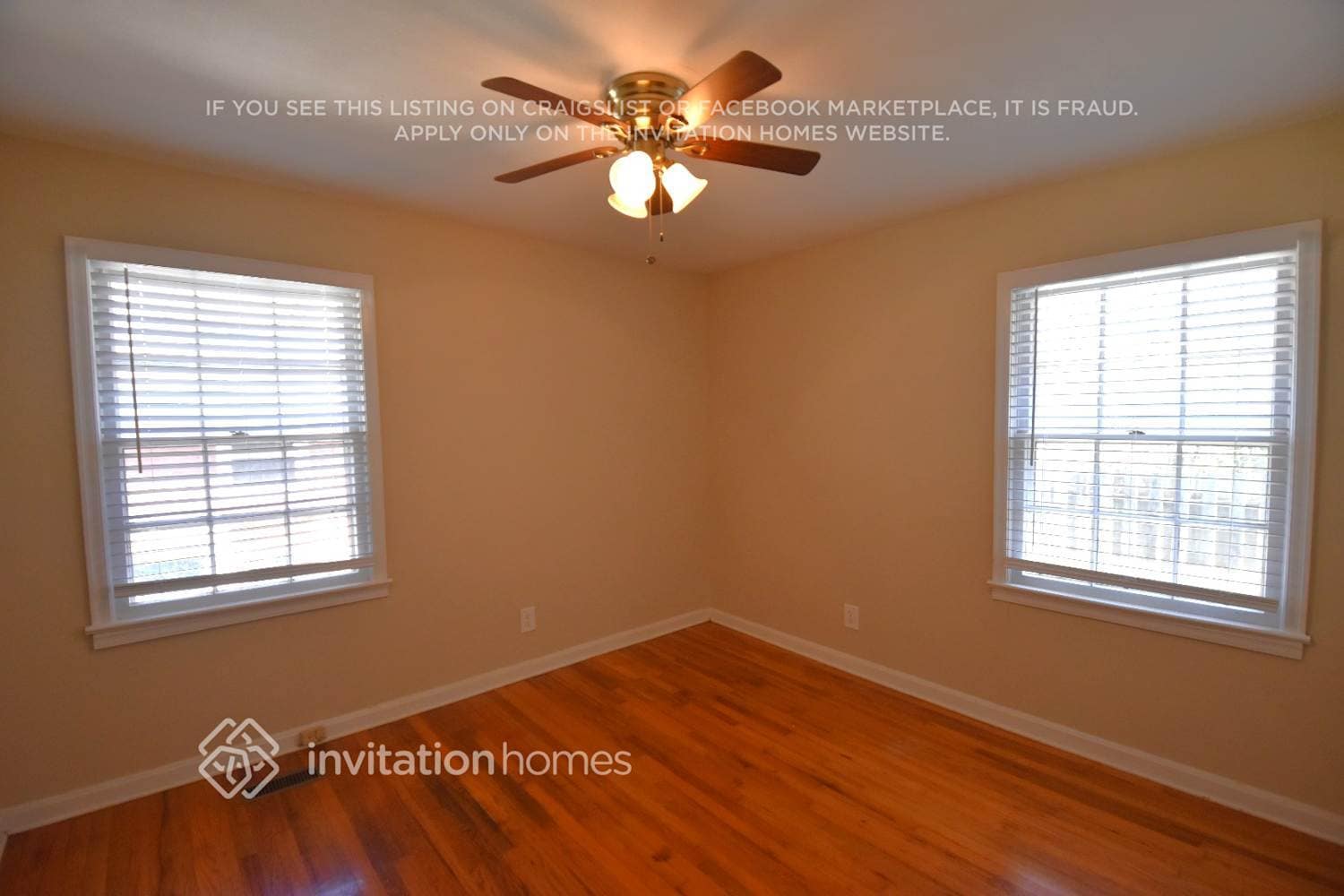 Building Photo - 216 Austin Ave NE