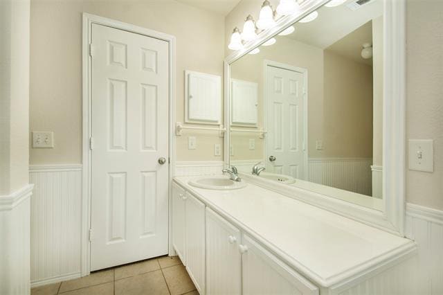 Building Photo - 4512 Blue Jay Ln