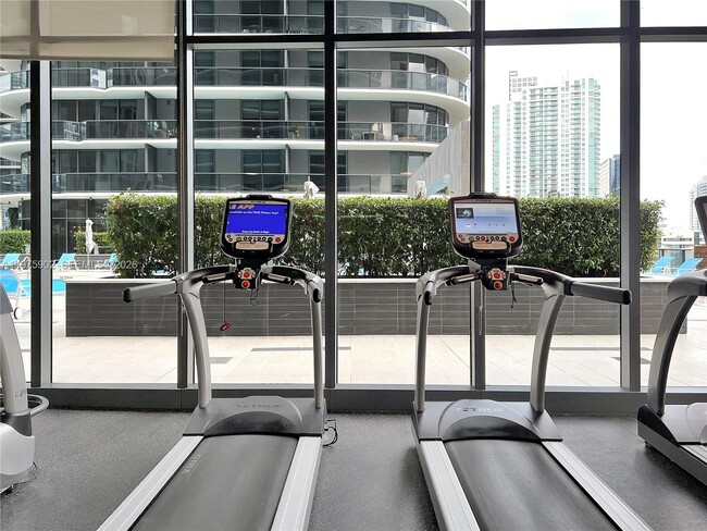 Building Photo - 45 SW 9th St