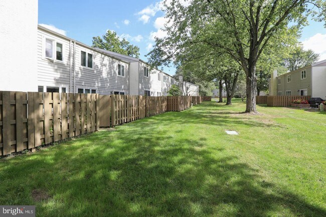 Building Photo - 502 Portsmouth Ct