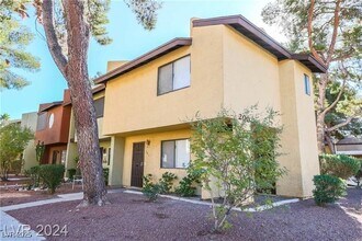 Building Photo - 200 Bel Port Dr